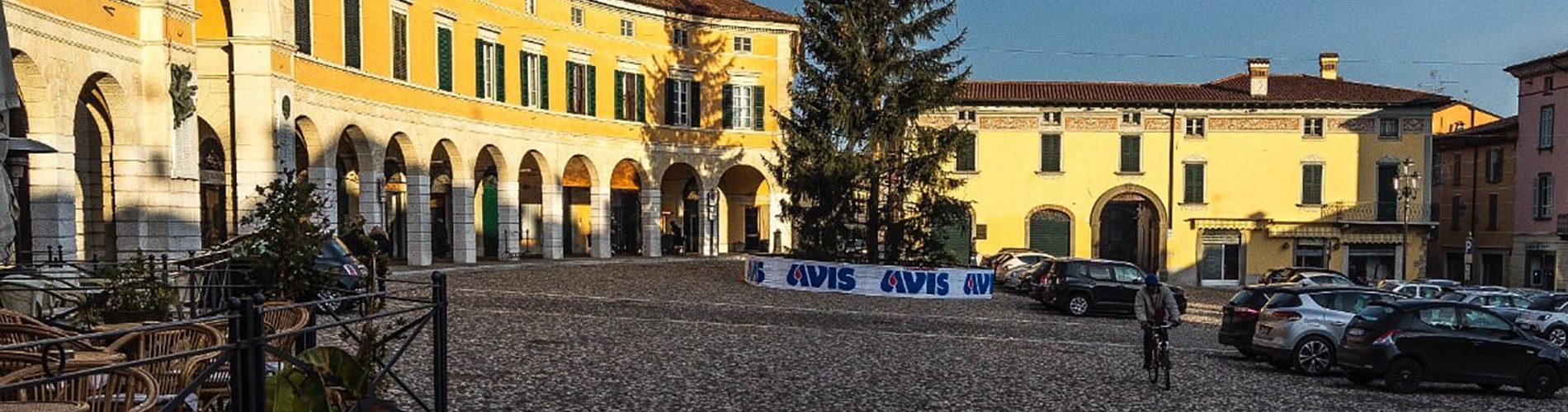 Piazza Cavour Piazza Cavour